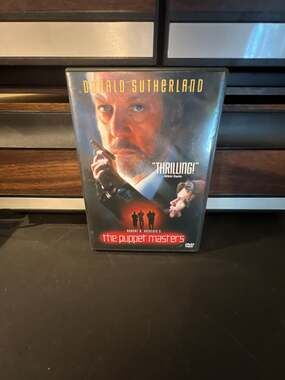 The Puppet Masters DVD (Hollywood Pictures)